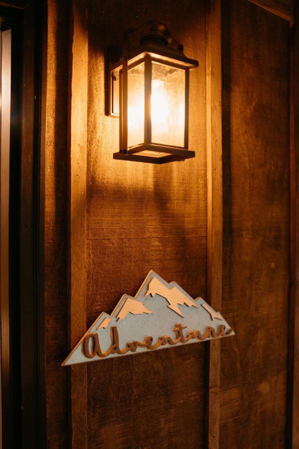 Treehouse Cozy Glamping Site Hotell Branson Eksteriør bilde
